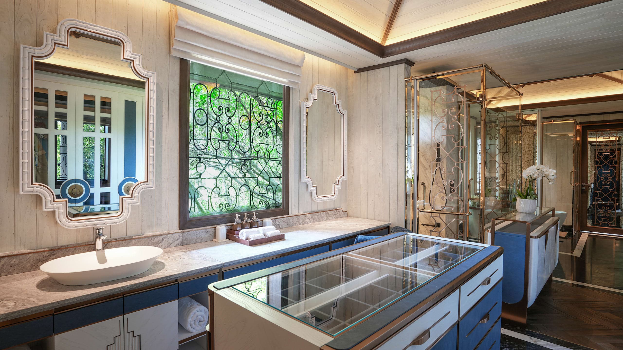 Presidential Suite - Image 1