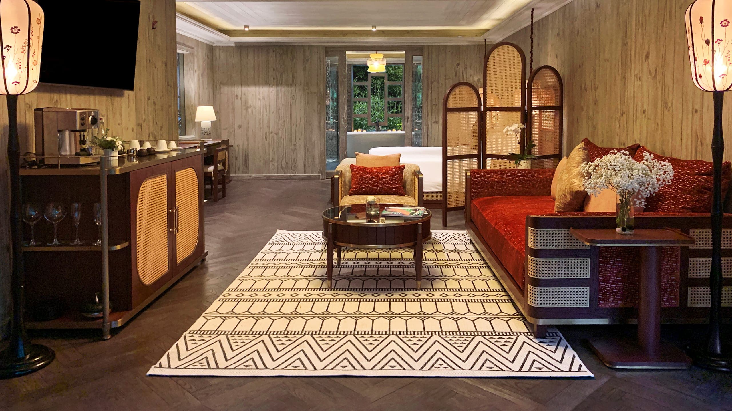 An Lam Retreats Saigon River - Image 2