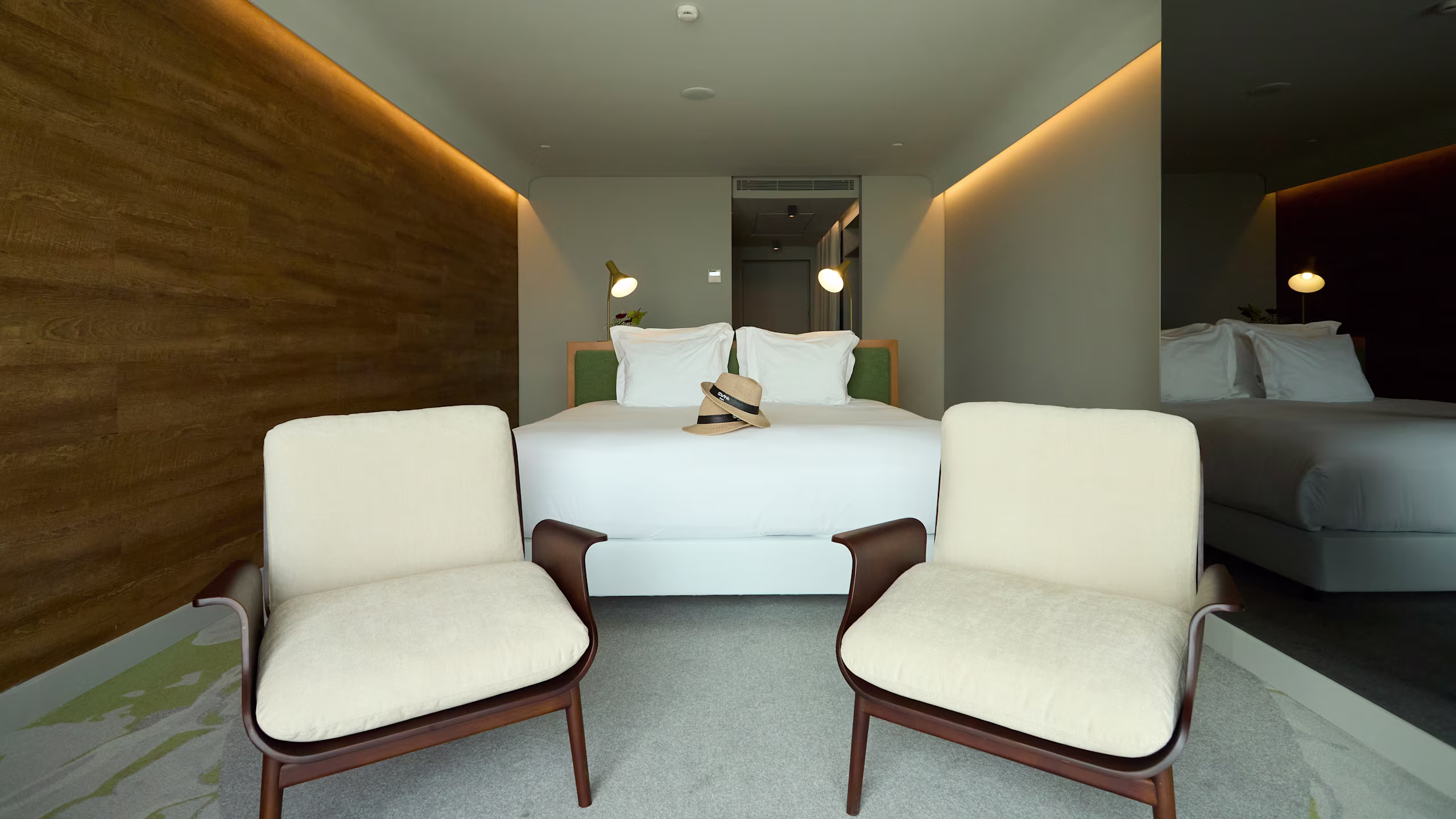 Whale Watching Room - Image 2
