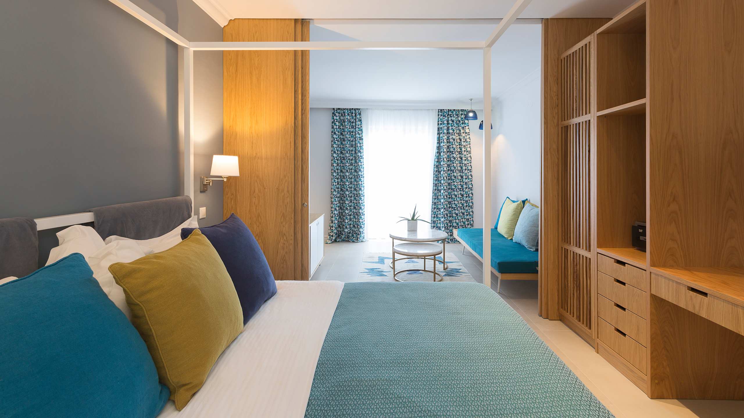 Eagles Palace - Image 4