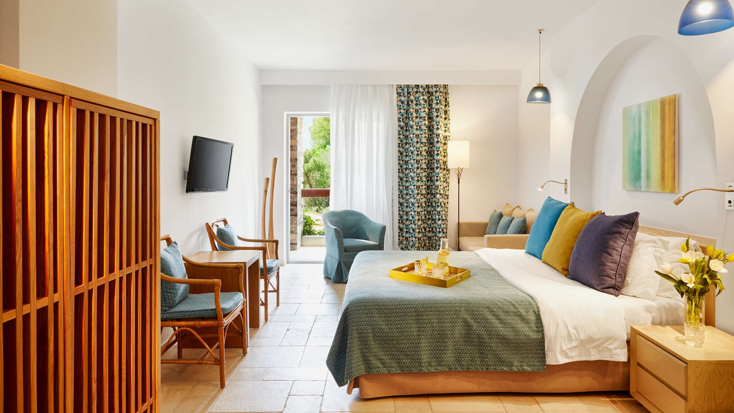 Eagles Palace - Image 2