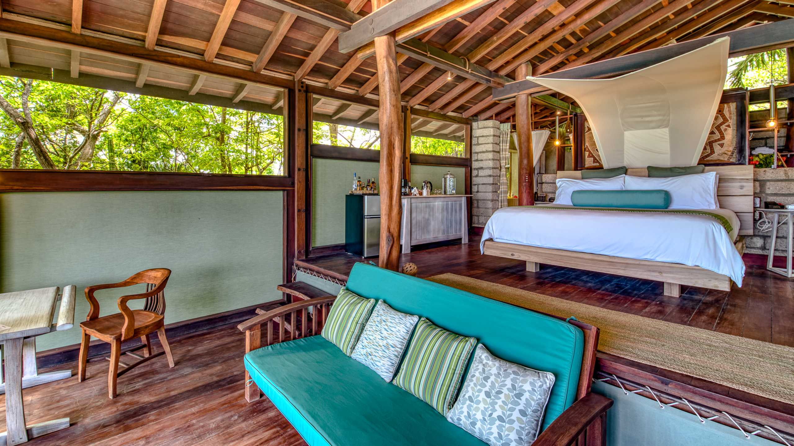 Ocean View Bungalow - Image 8