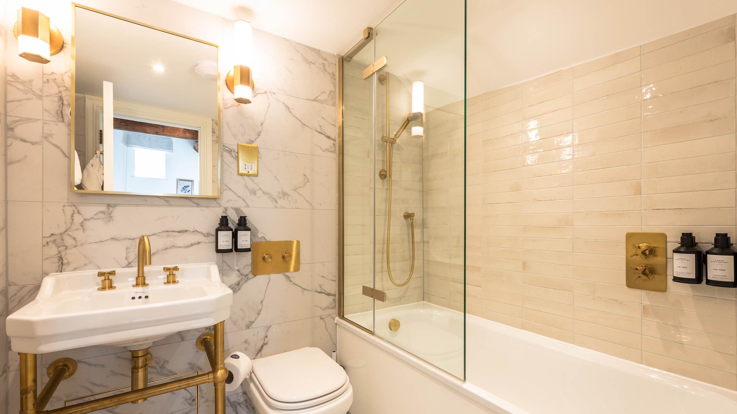 The Feathers Hotel - Image 3