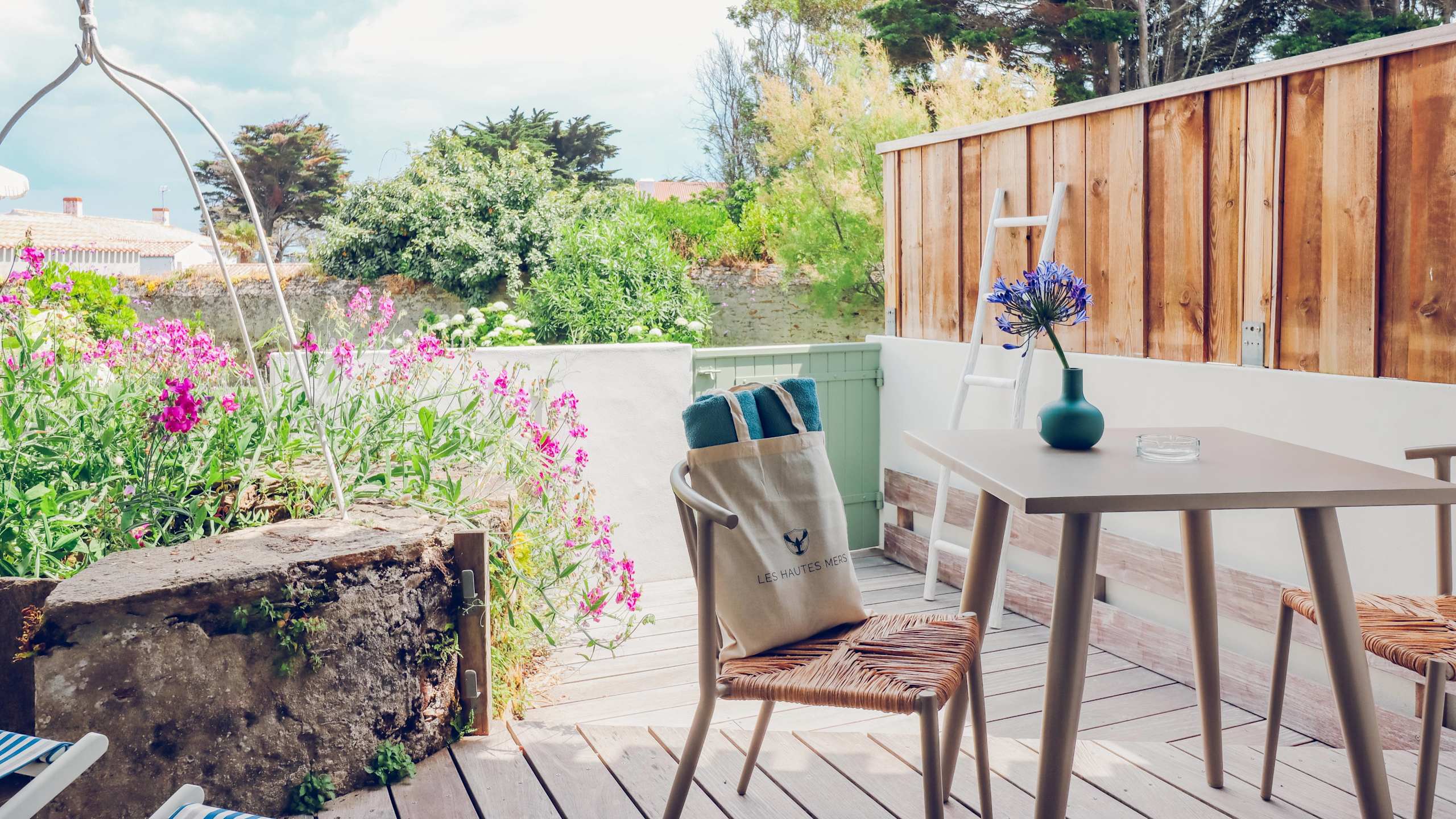 Superior Terrace - Image 1