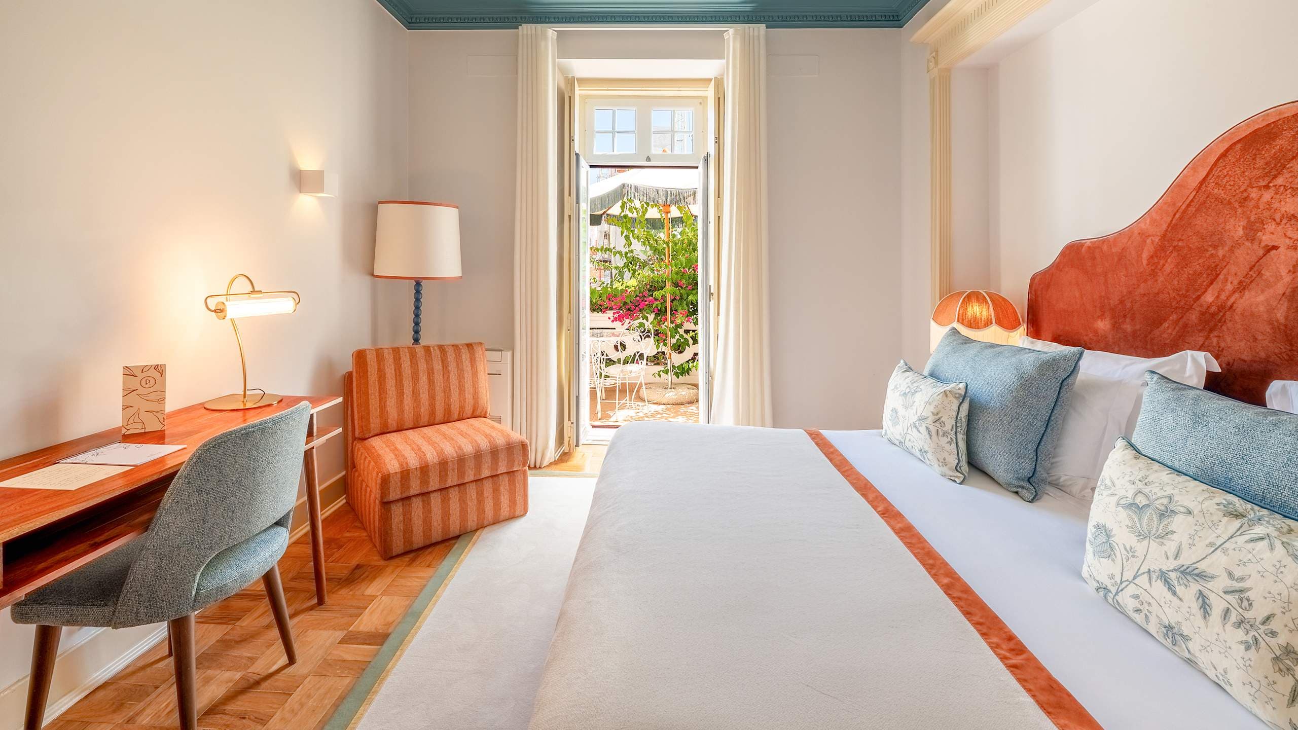 Deluxe Room with Terrace and Garden View - Image 1