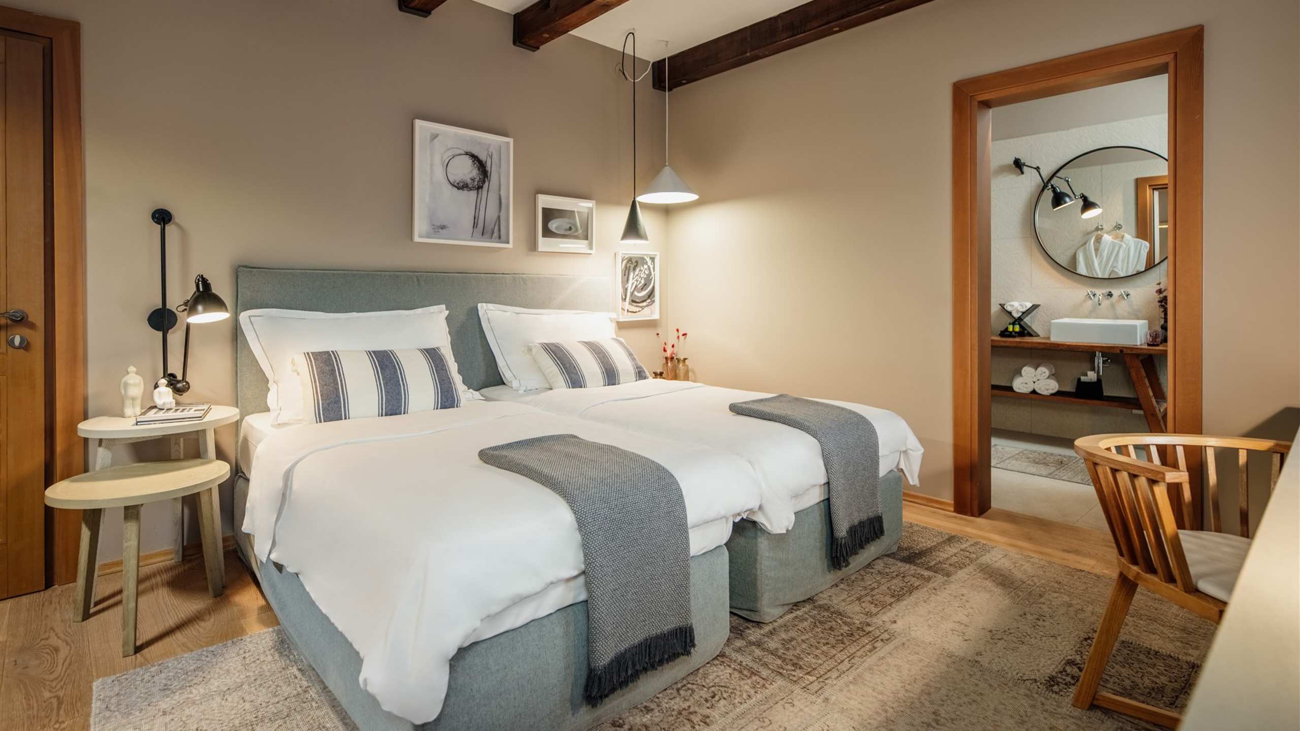 Superior Room - Image 5