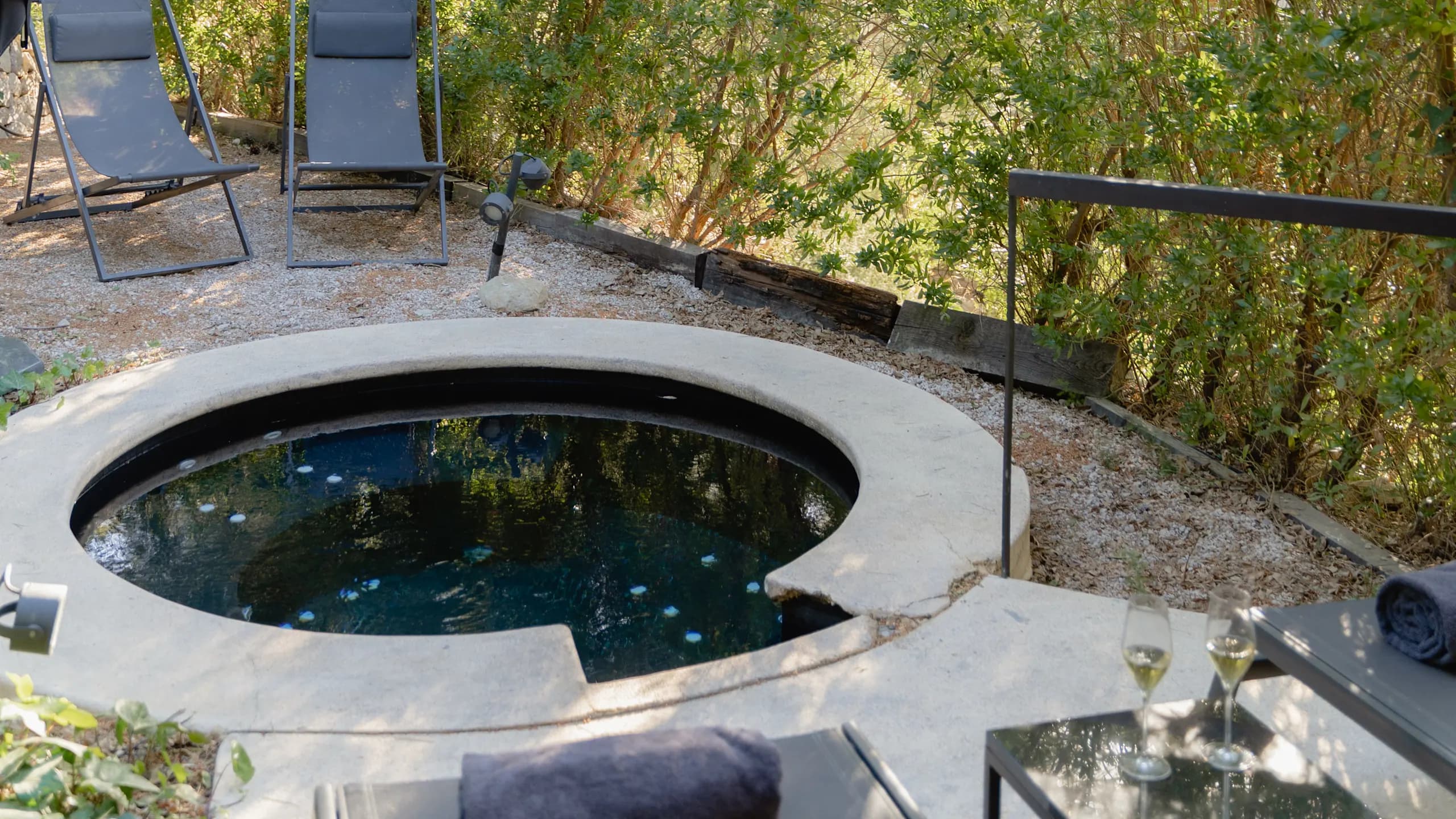 Pool Suite - Image 7