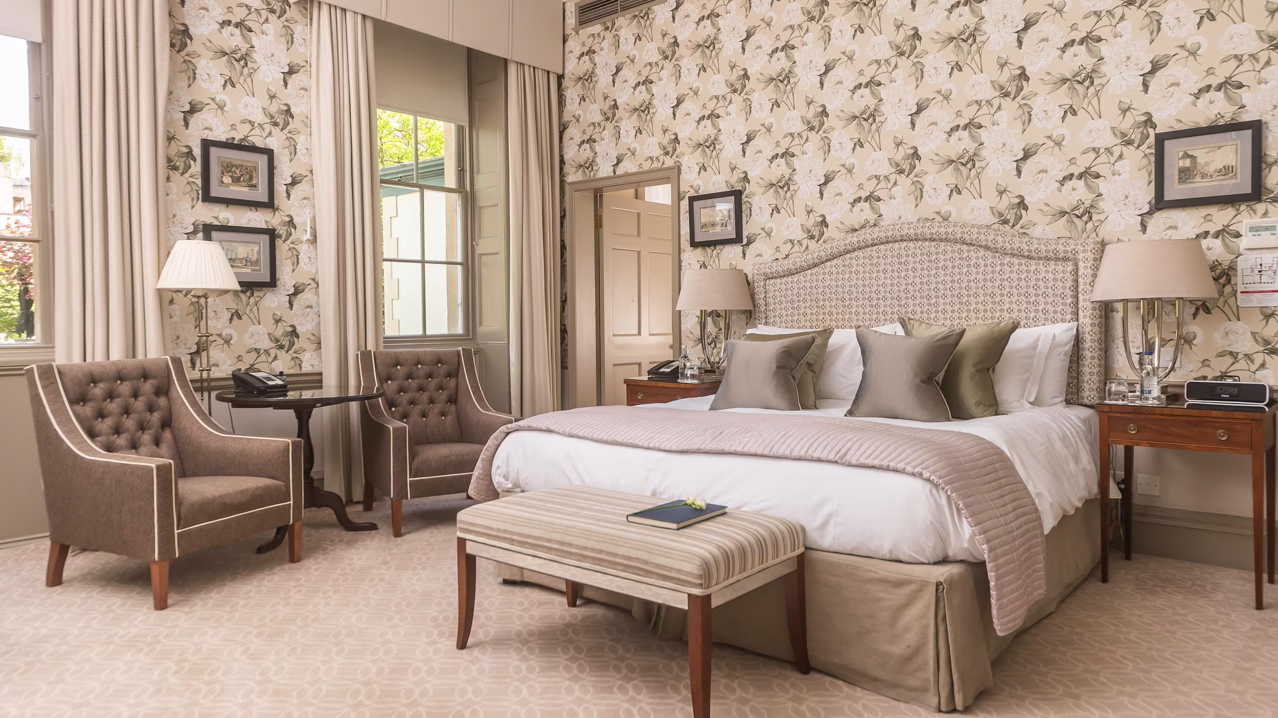 Deluxe Heritage Room - Image 2