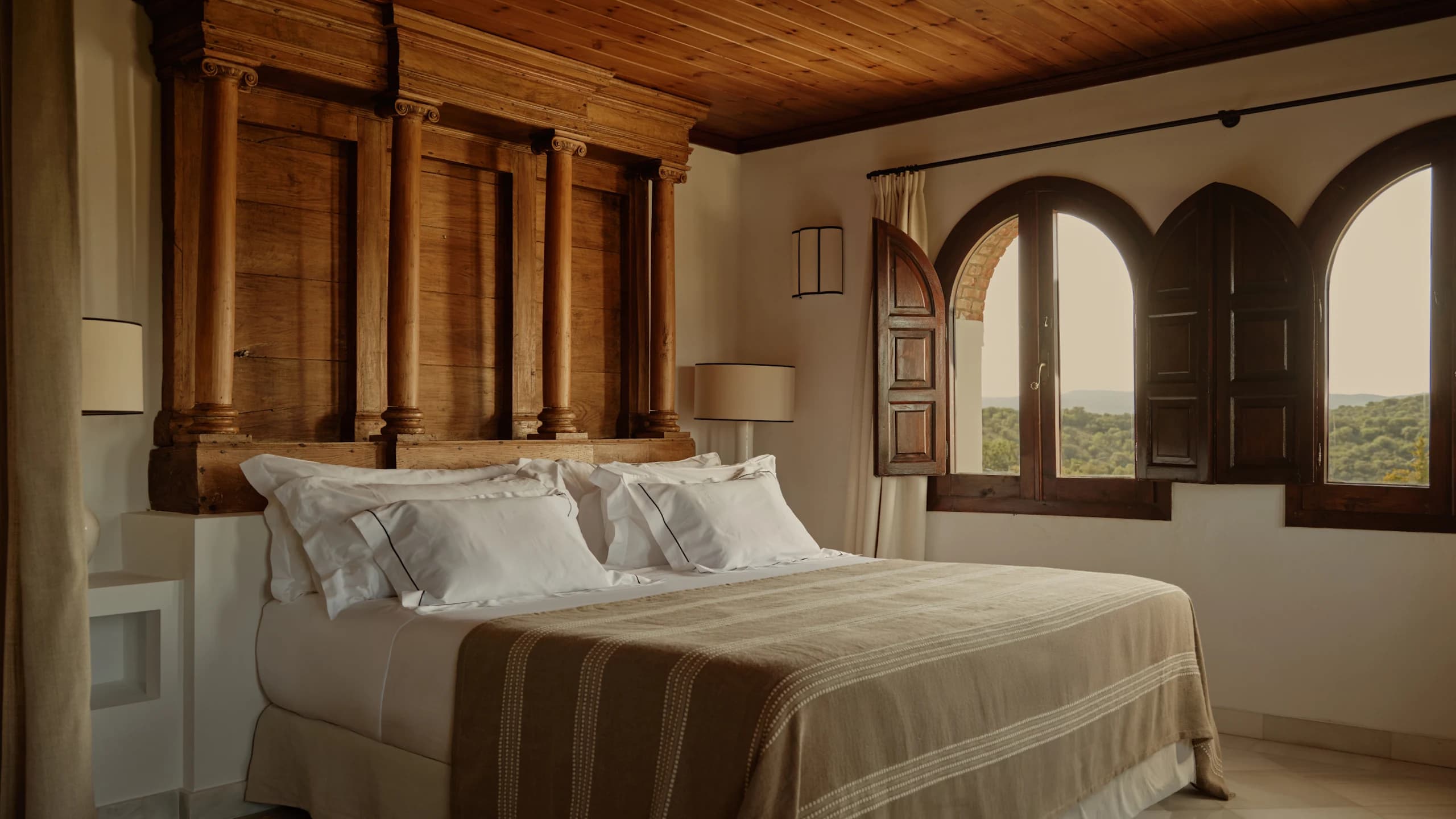 Hacienda Tower Suite Terrace - Image 5