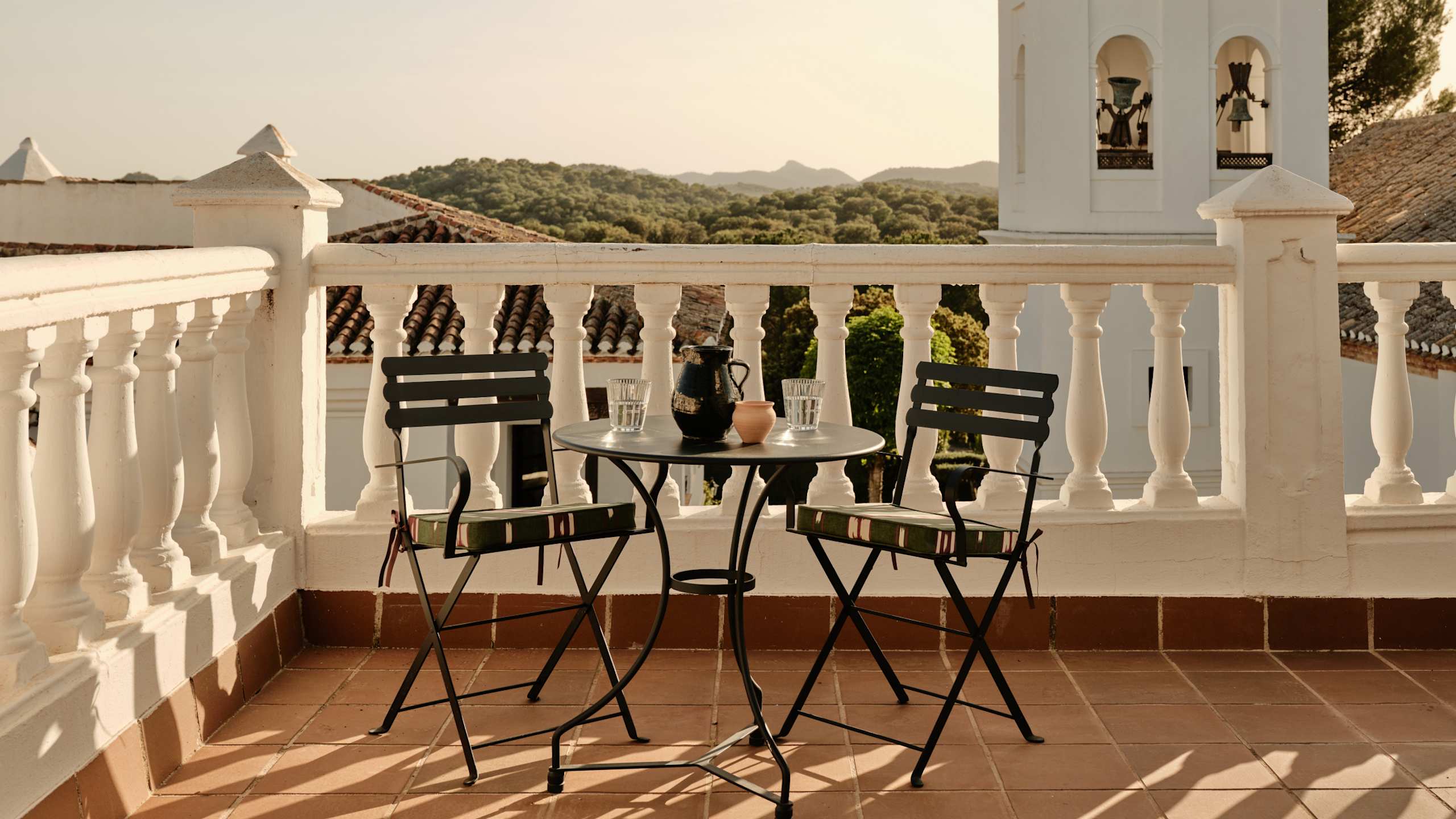Hacienda Tower Suite Terrace - Image 10