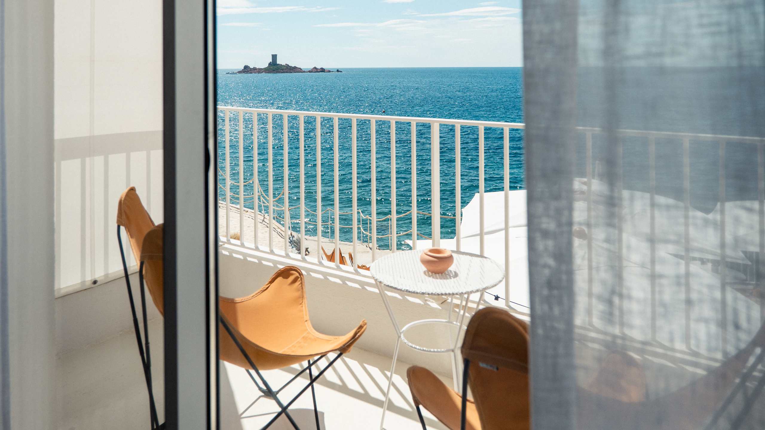 Sea View Junior Suite - Image 2