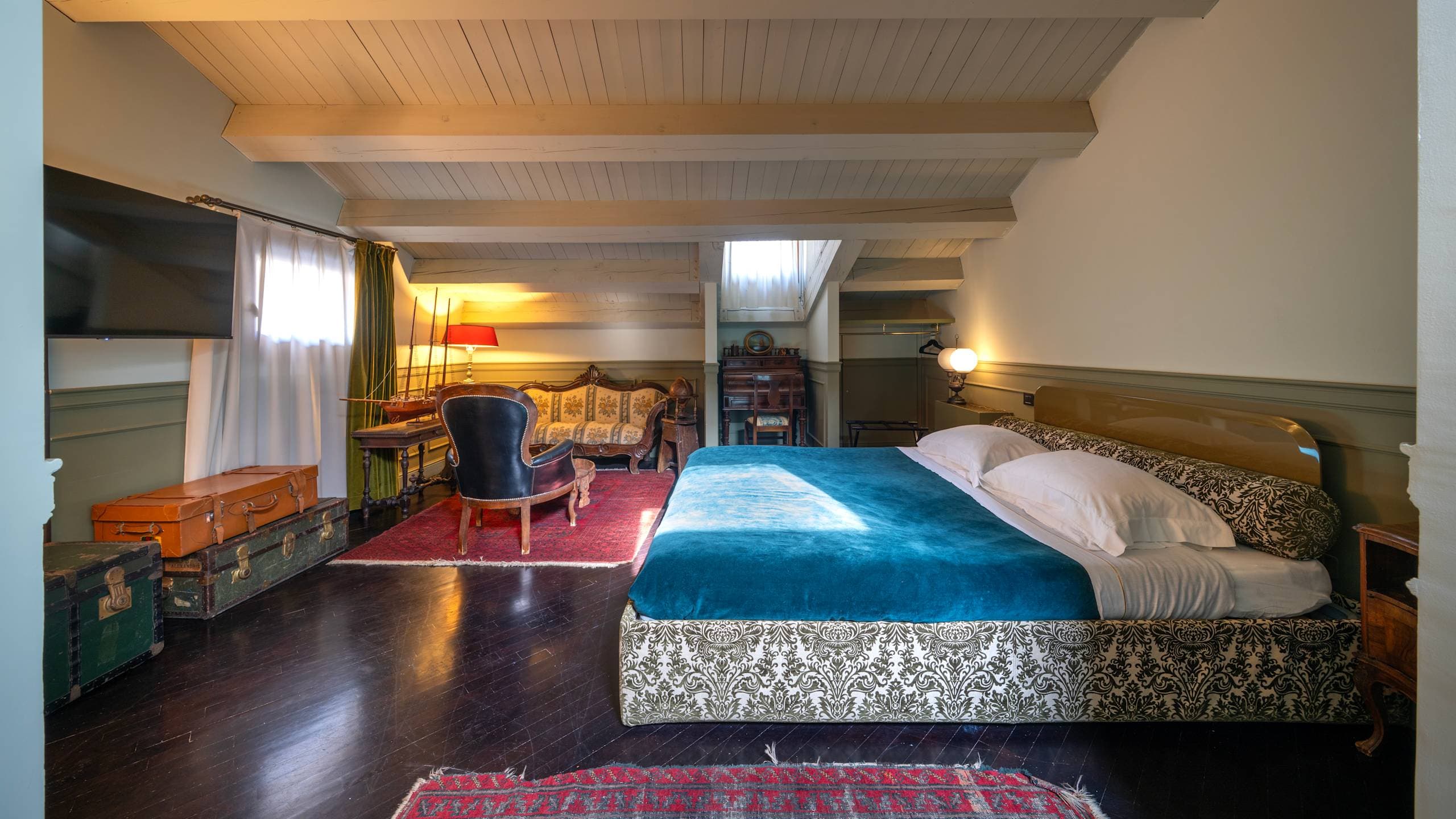 Junior Suite - Image 2