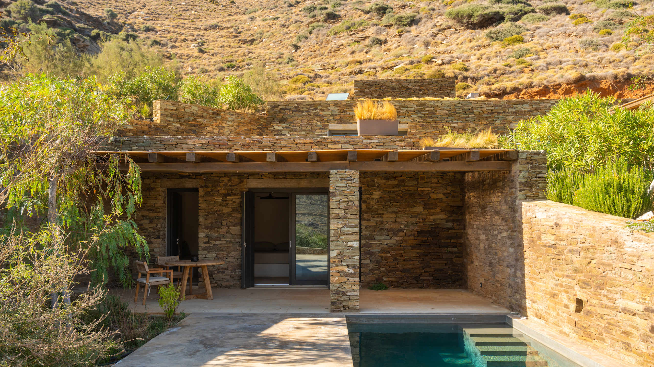 Hillside Suite with Private Pool - Image 6