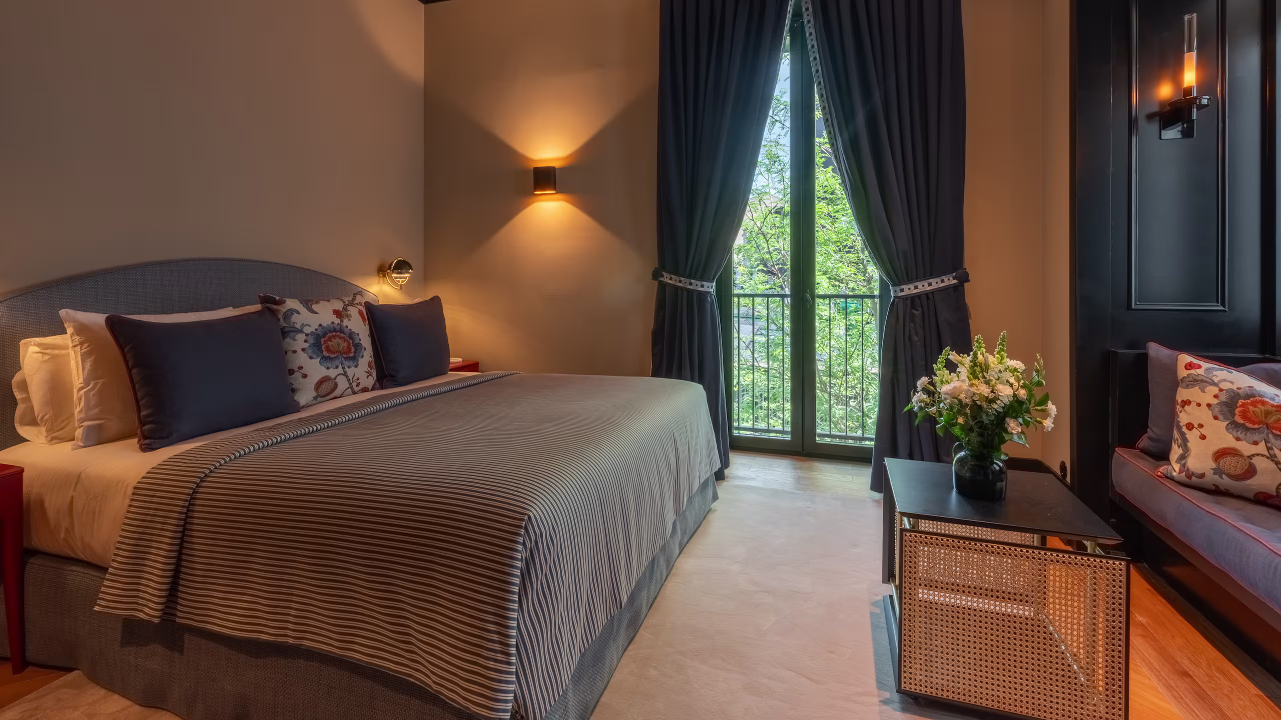 Suite - Image 2