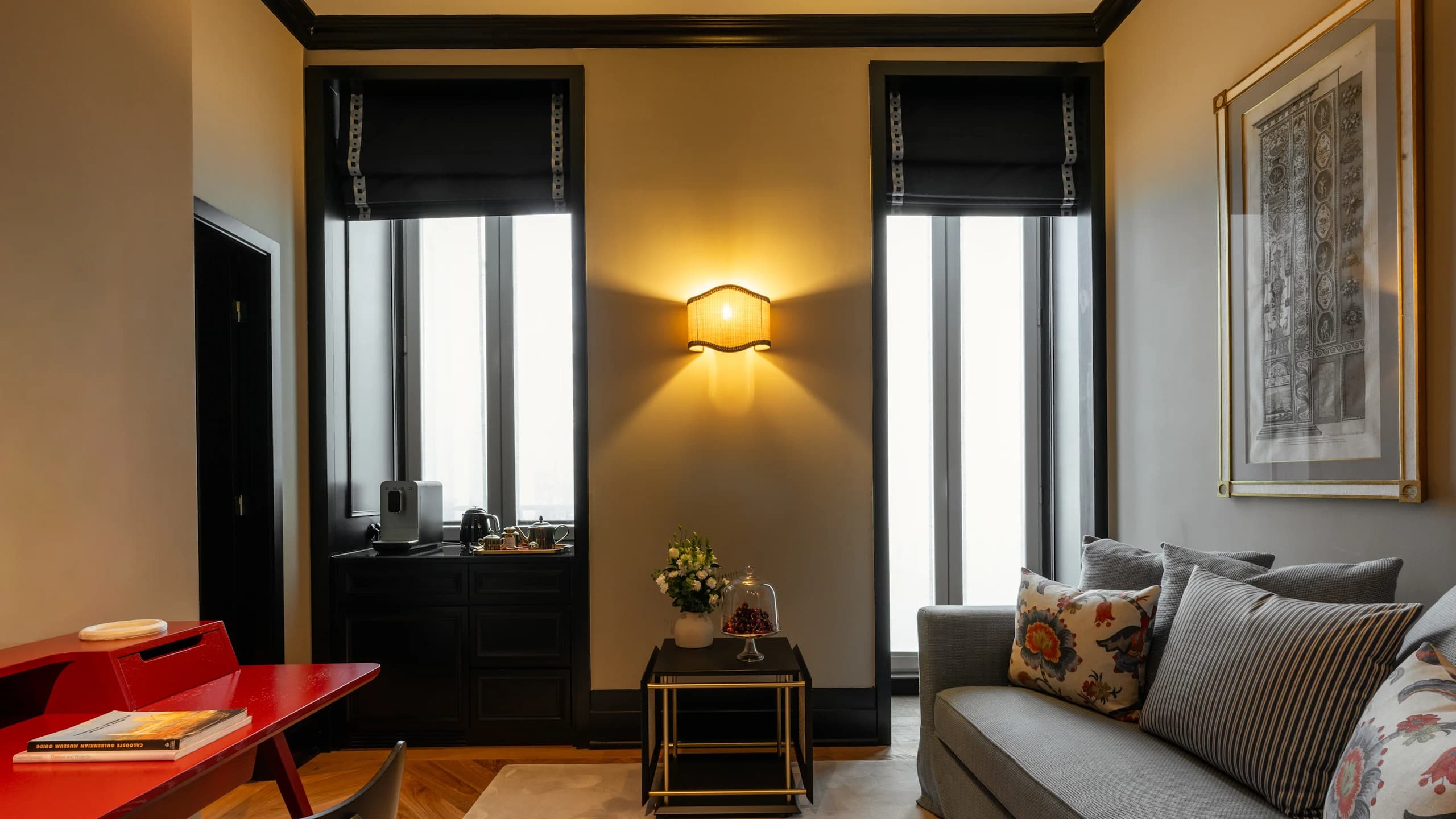 Suite - Image 1