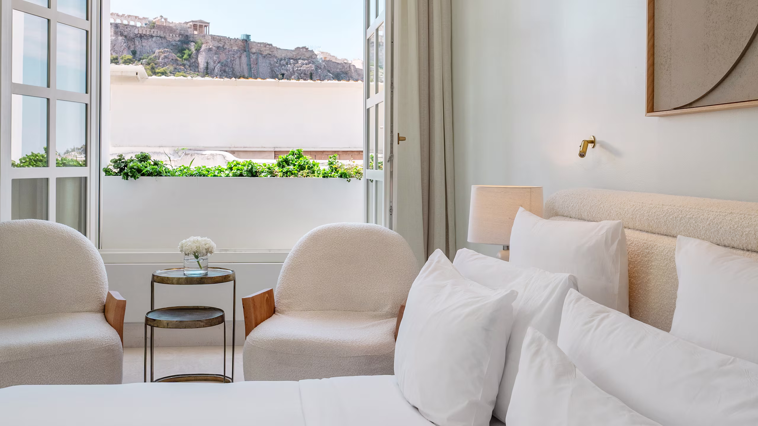 Acropolis Junior Suite - Image 3
