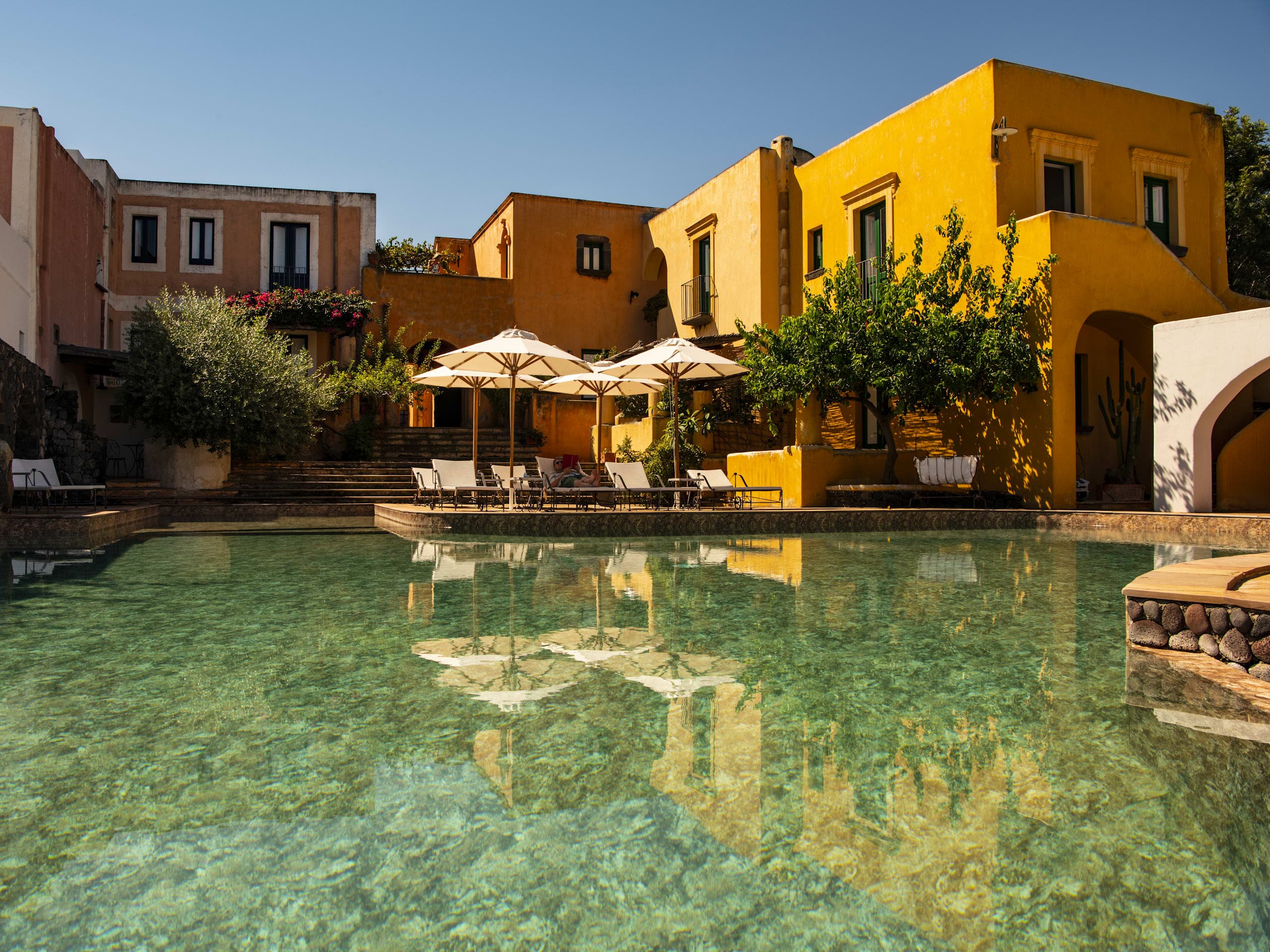 Hotel Signum - Image 1