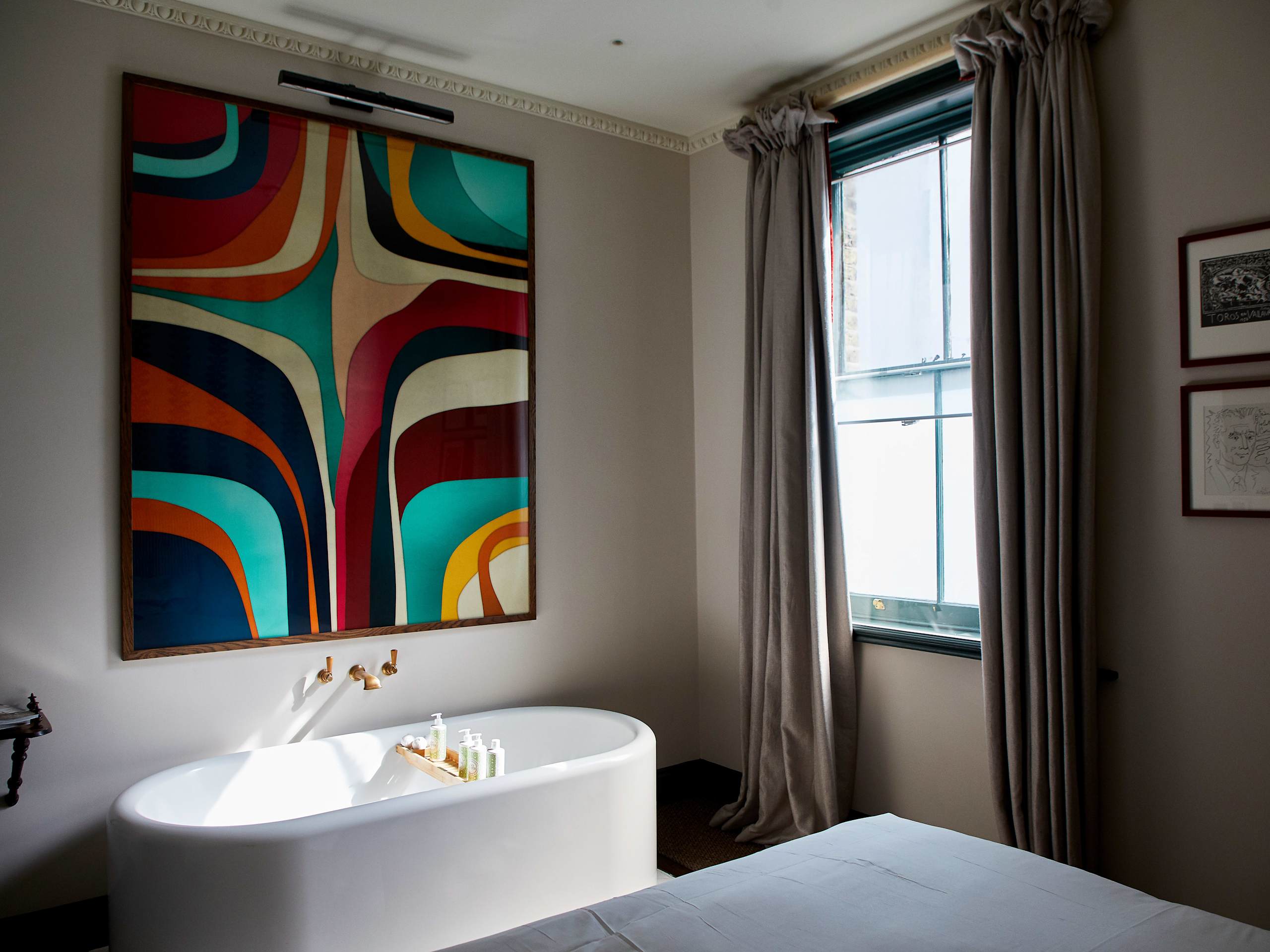The Princess Royal, Notting Hill - Image 1