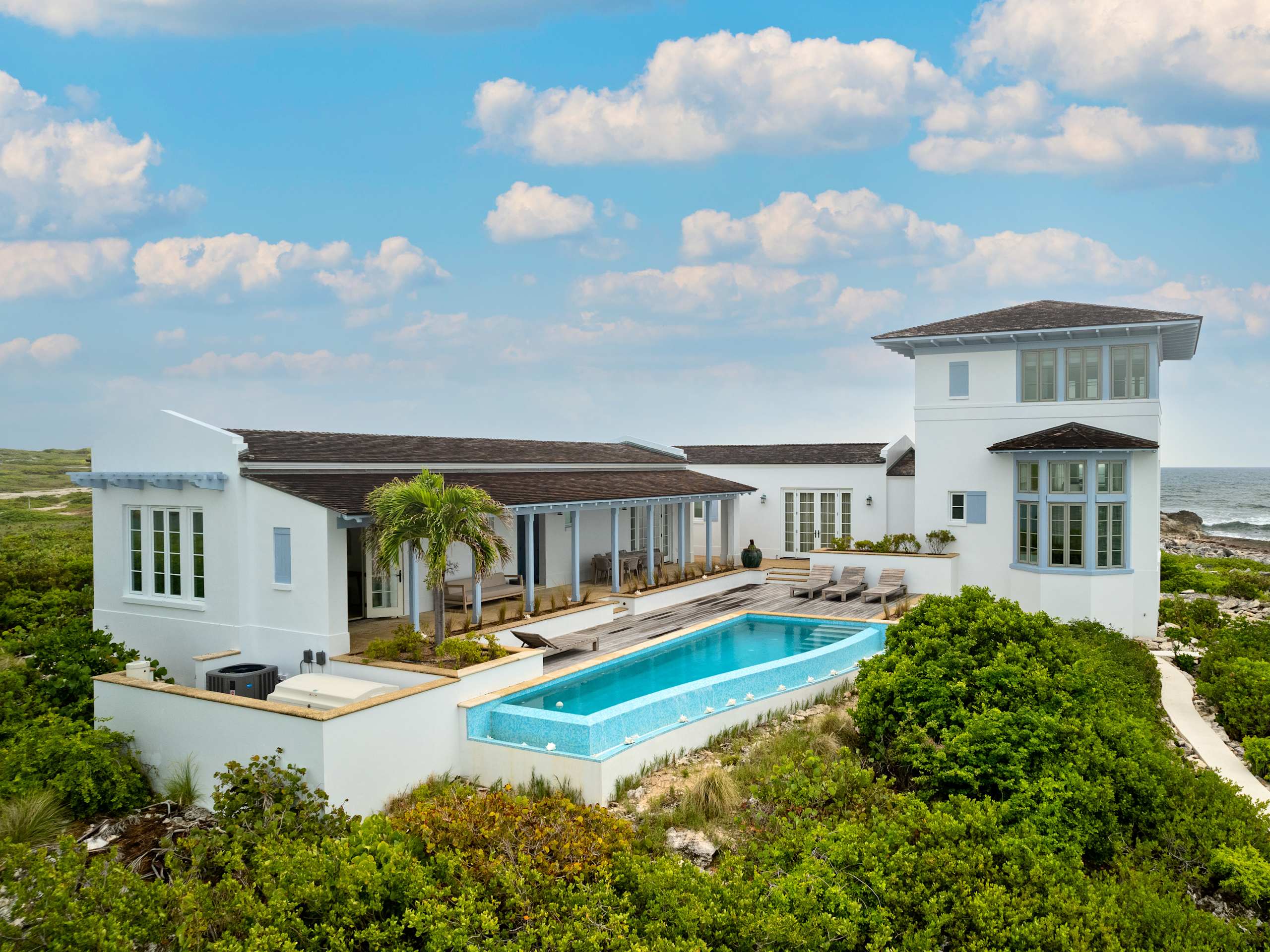 Ambergris Cay - Image 1