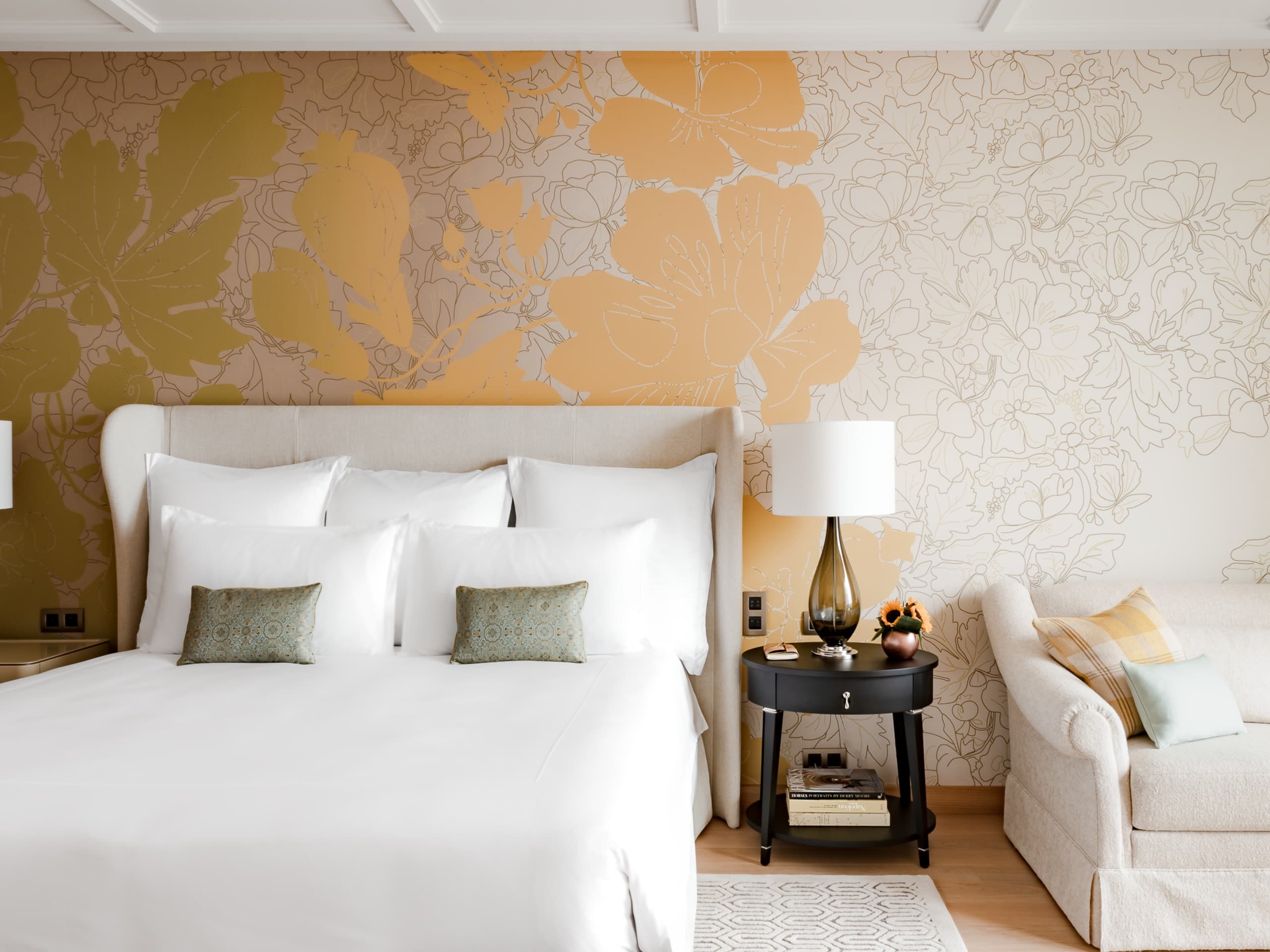 Royal Champagne Hotel & Spa - Image 1