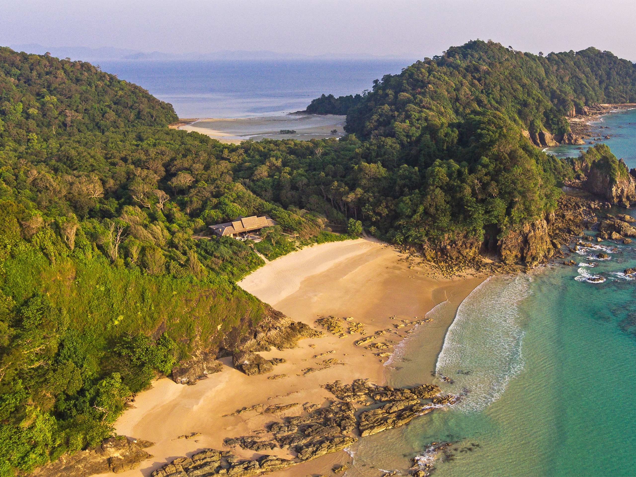 Wa Ale Island Resort - Image 1