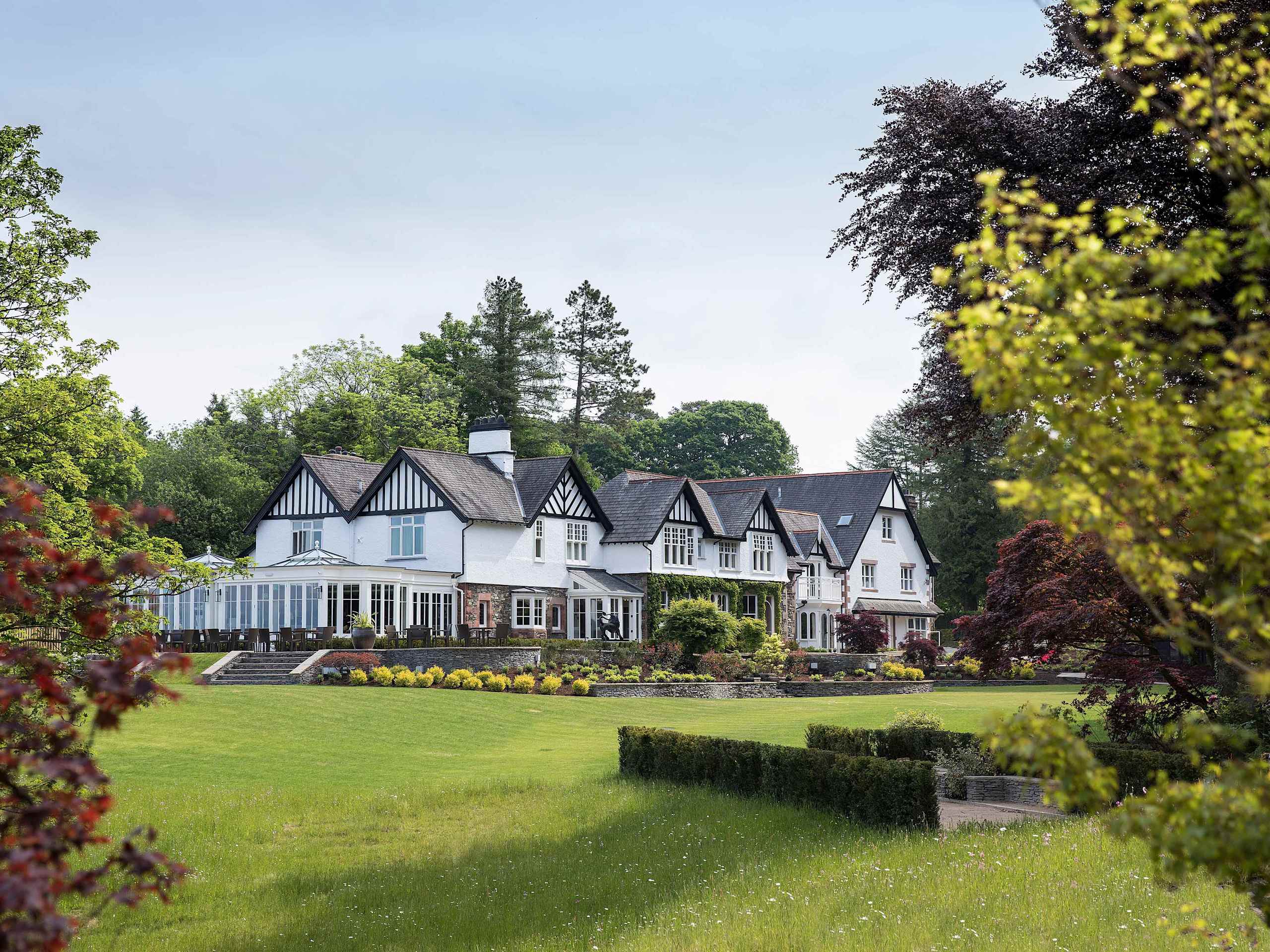 Linthwaite House - Image 1