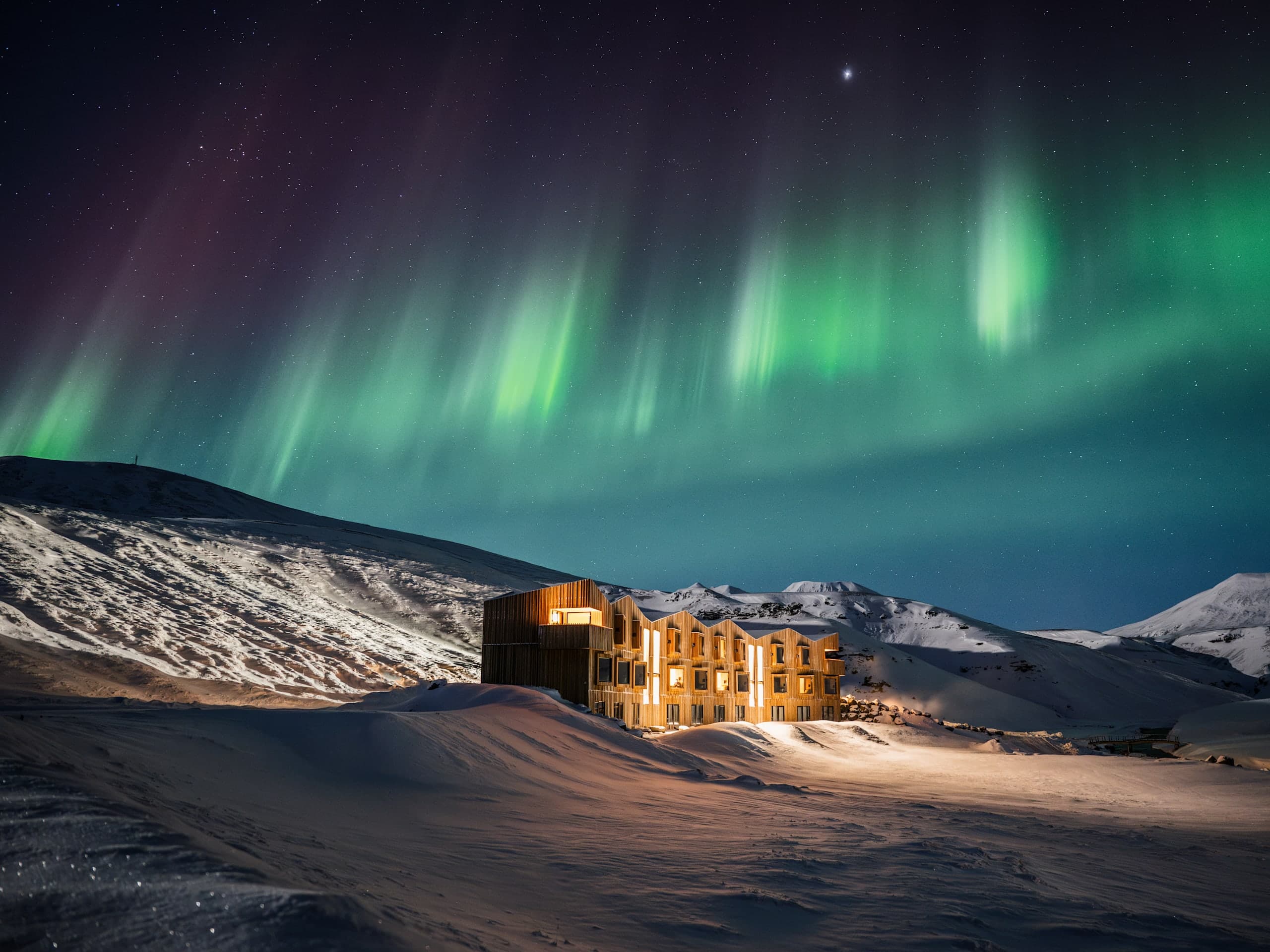 Highland Base Hotel - Image 1