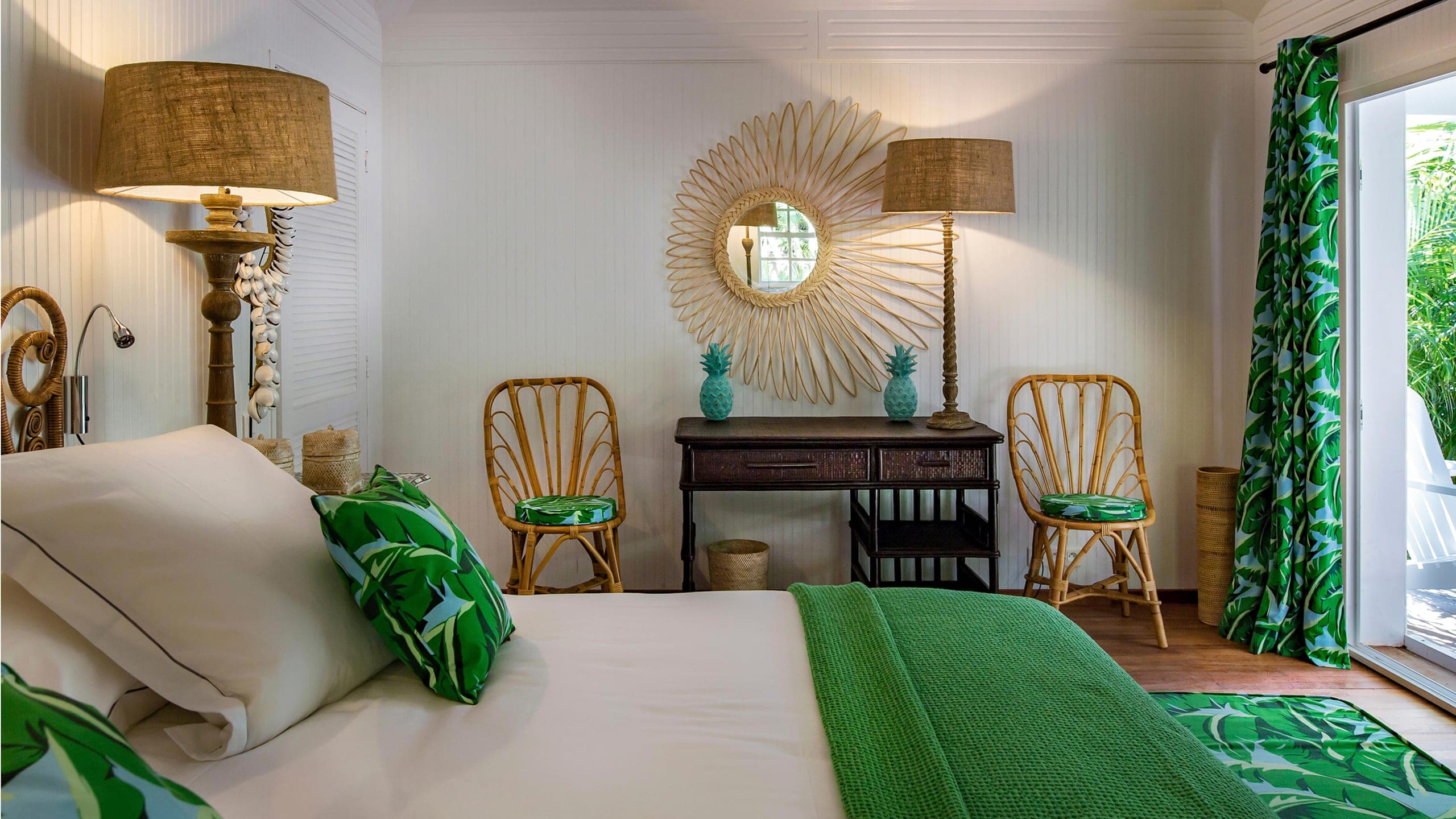 Plantation Bungalow Garden View - Image 2