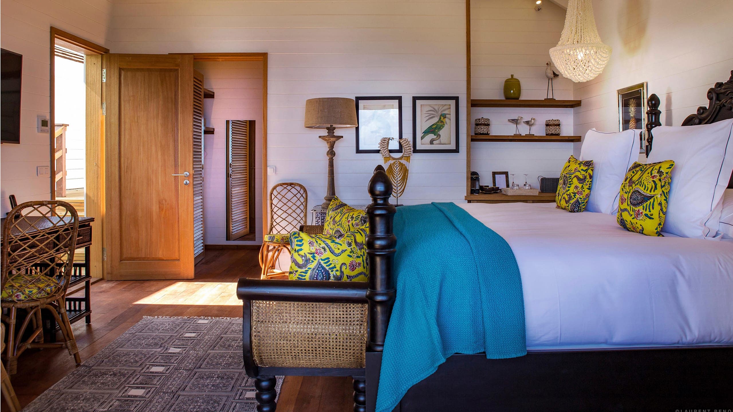 Tropics Bungalow Sea View - Image 1