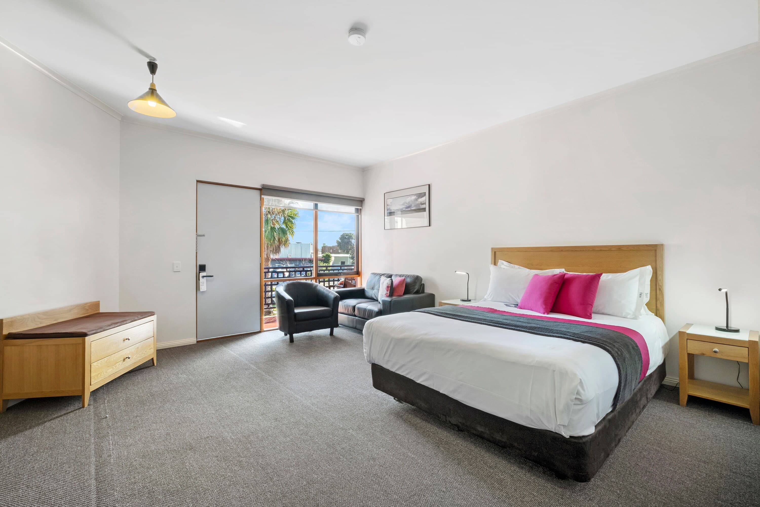Comfort Inn Lady Augusta - Image 5