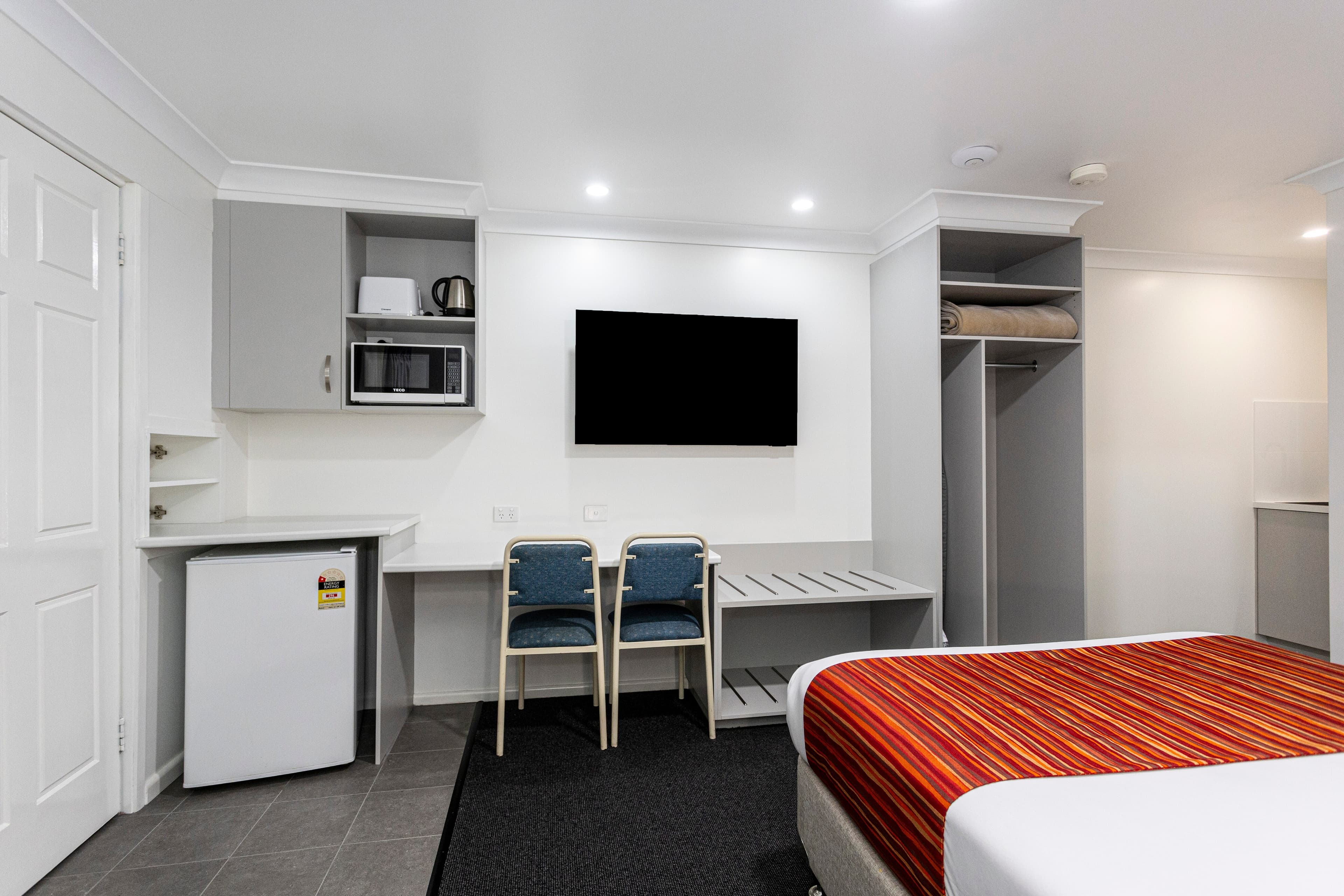 Econo Lodge Alabaster - Image 3