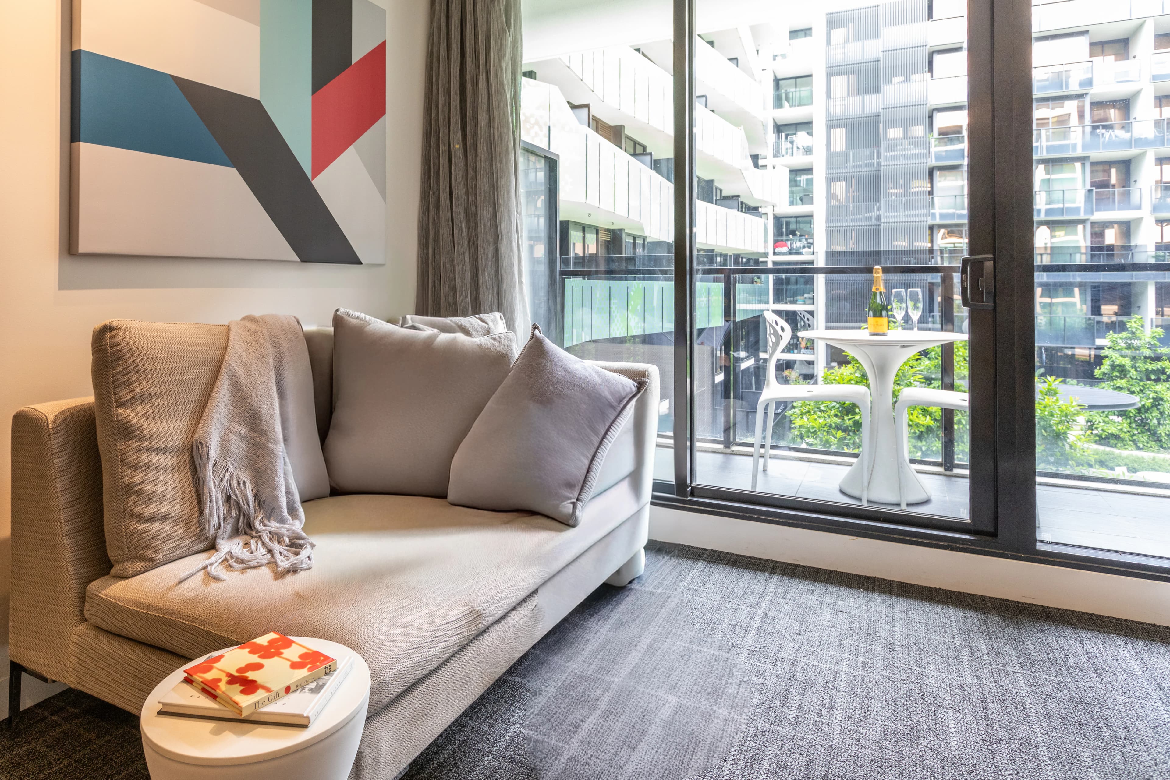 MainStay Suites Abbotsford - Image 2