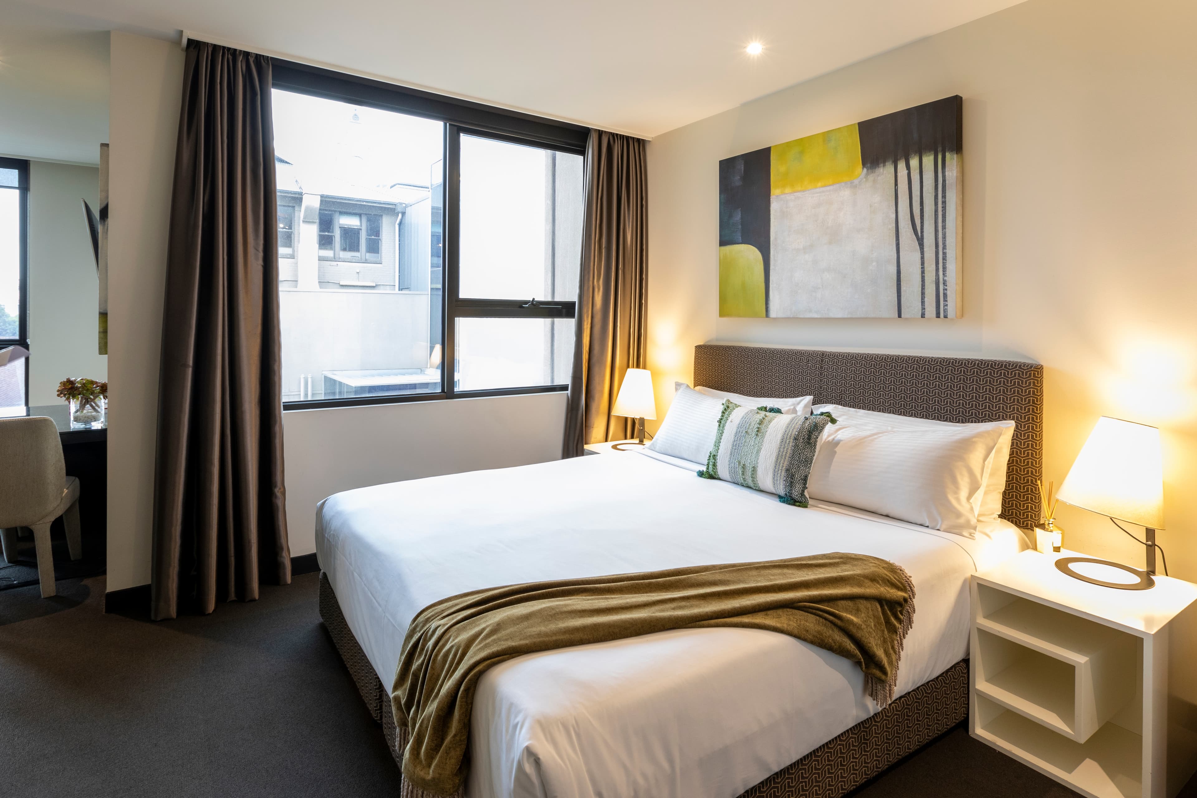 MainStay Suites Hawthorn - Image 2