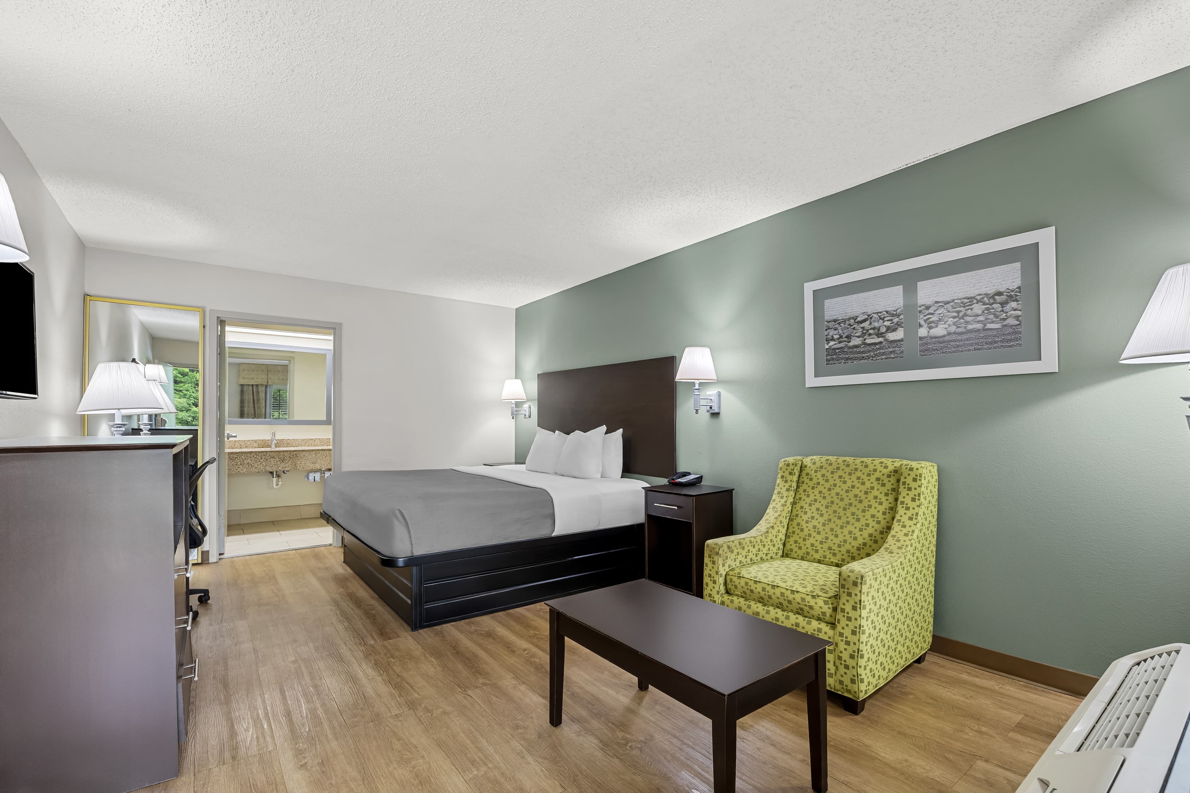 1 King Bed - Image 1