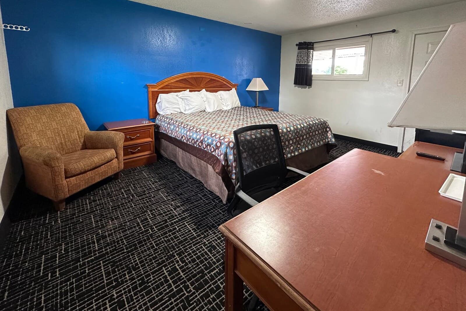 Rodeway Inn Flora - Image 3