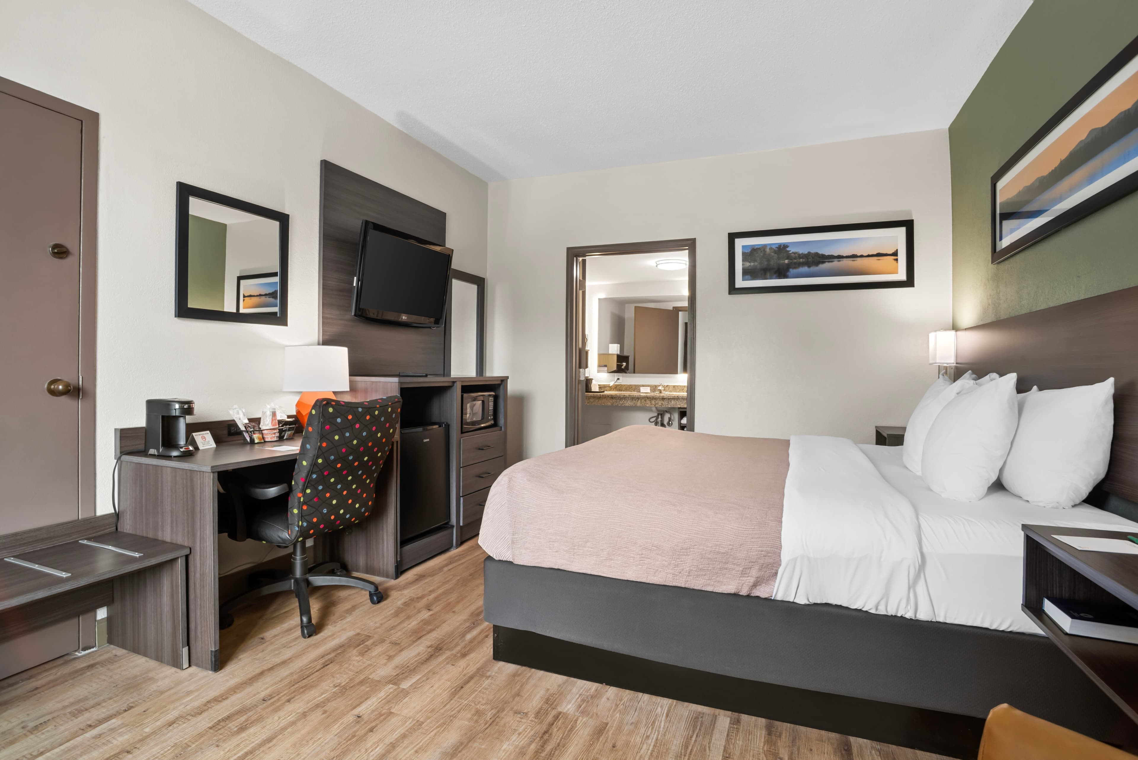 Quality Inn Jonesville I-77 - Image 2