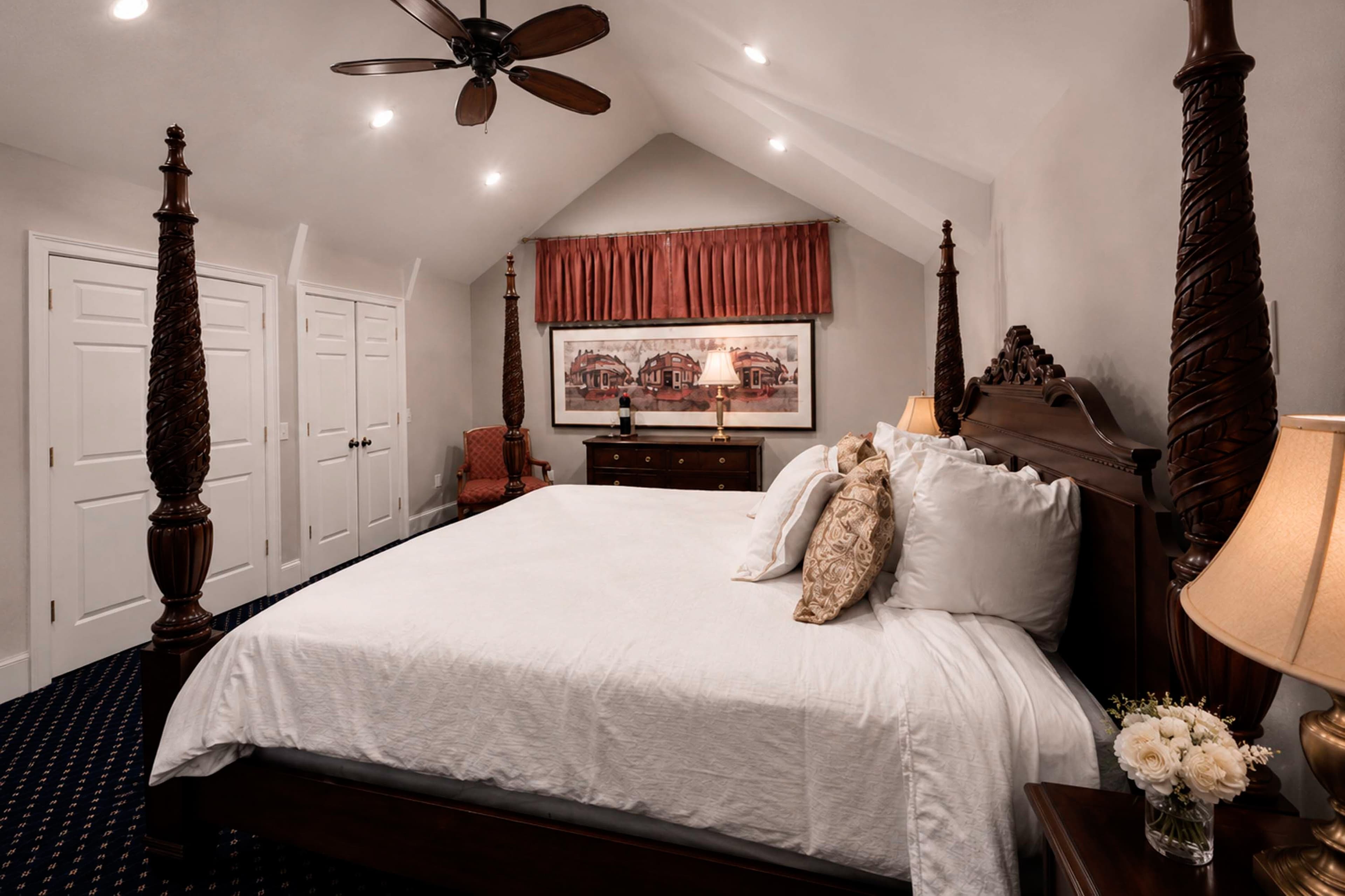1 King Bed, Penthouse - Image 2