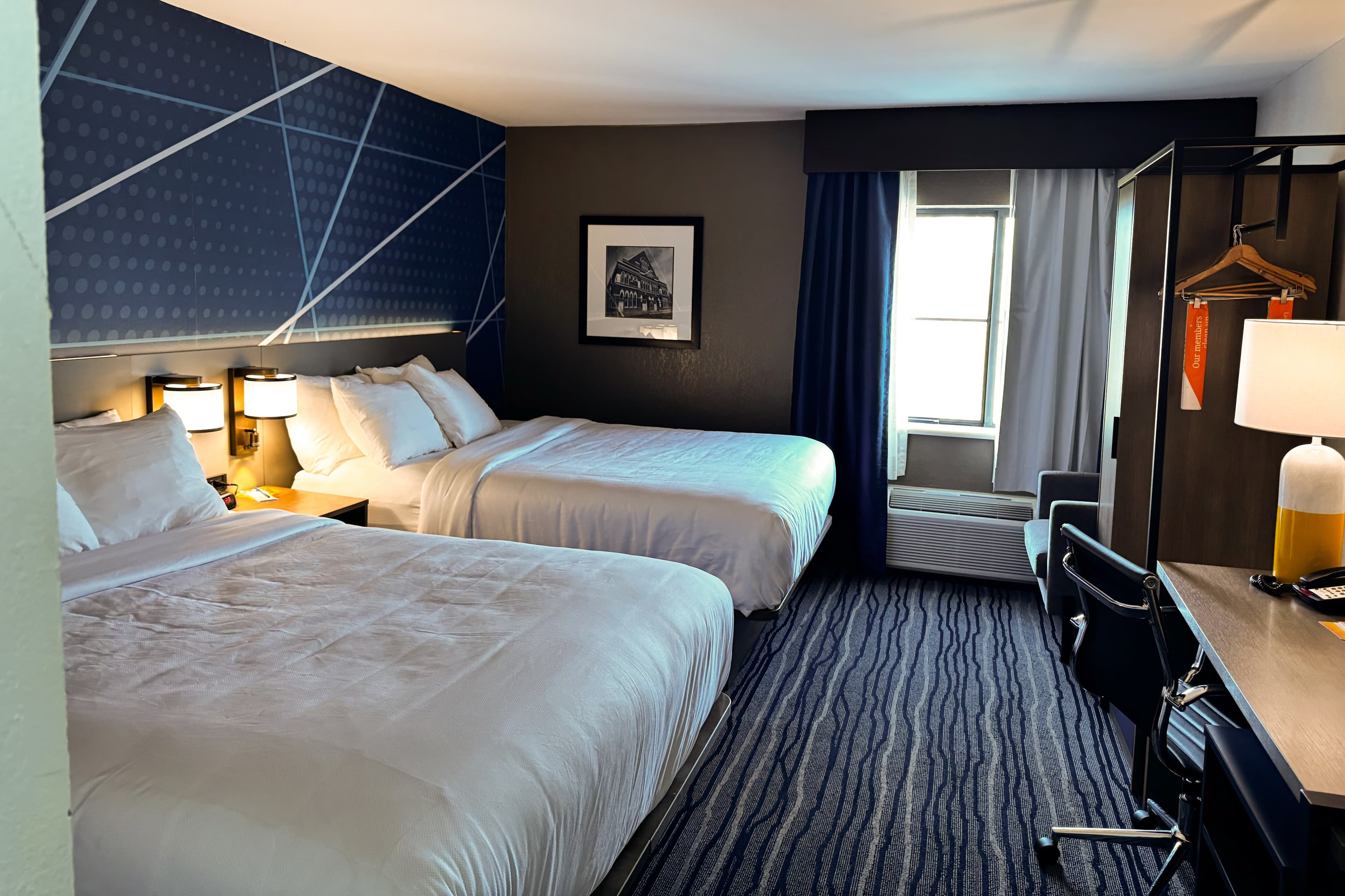 Comfort Inn & Suites Brentwood - Nashville - Image 2