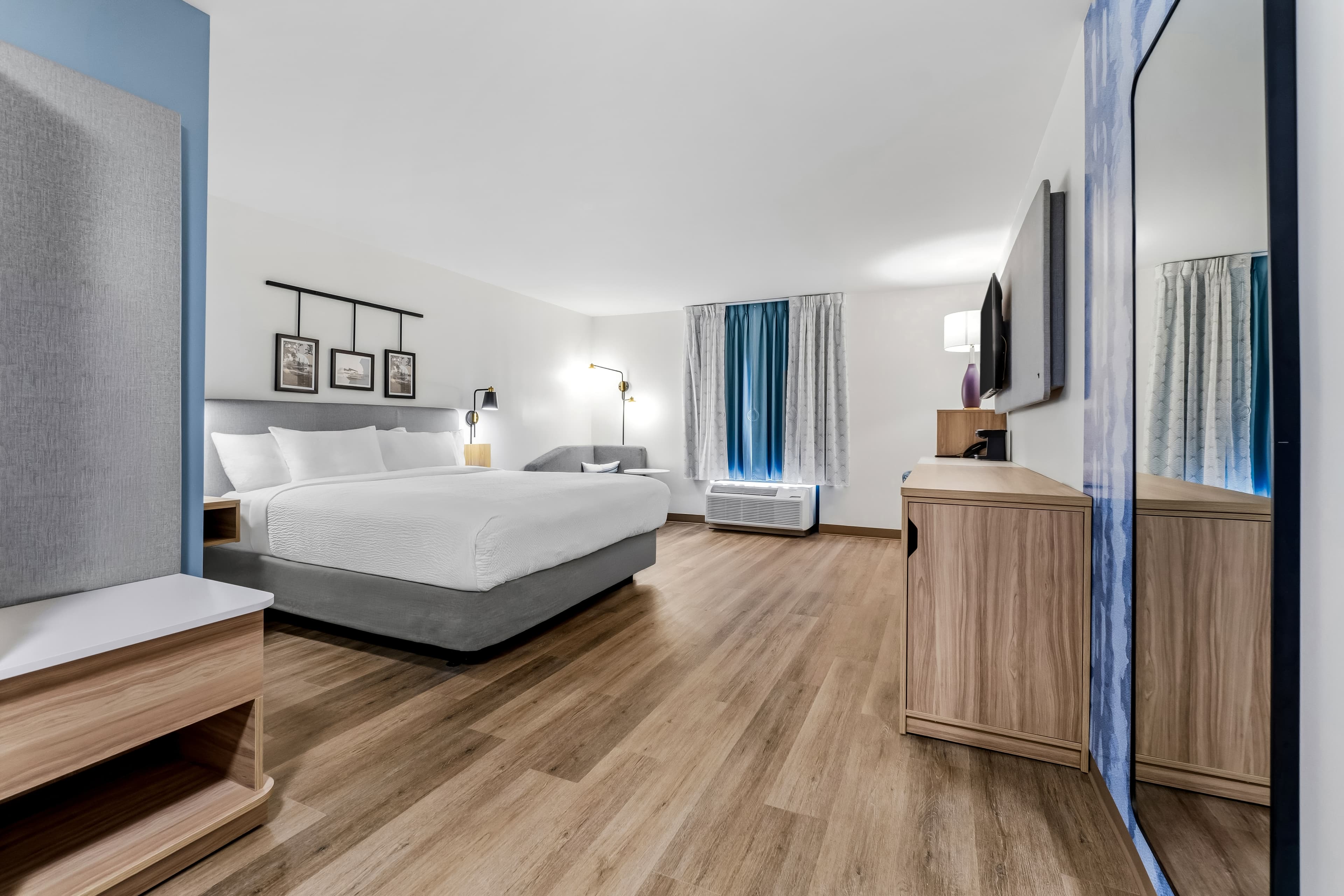 Sleep Inn & Suites Savannah Tennessee Riverfront - Image 2