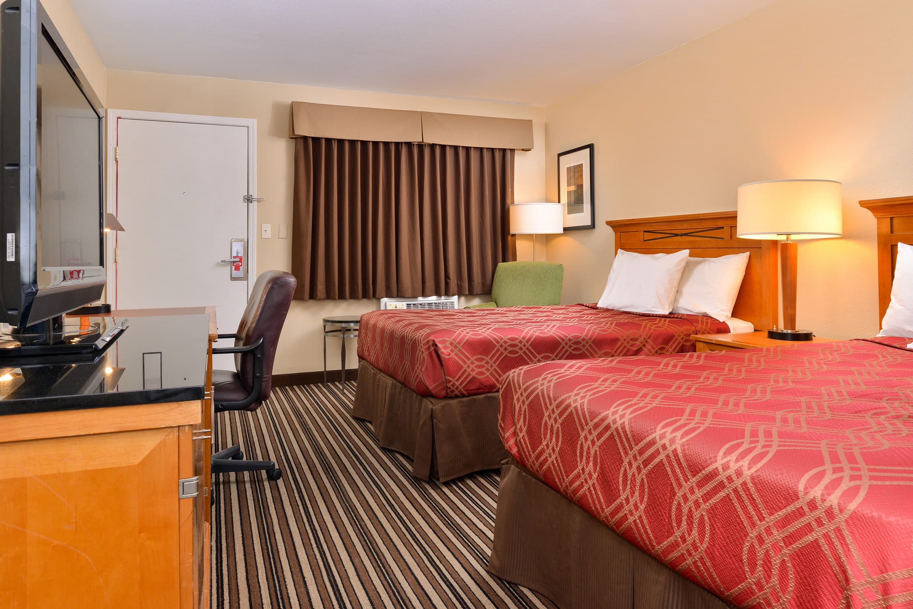 Econo Lodge Kennewick Tri-Cities - Image 2