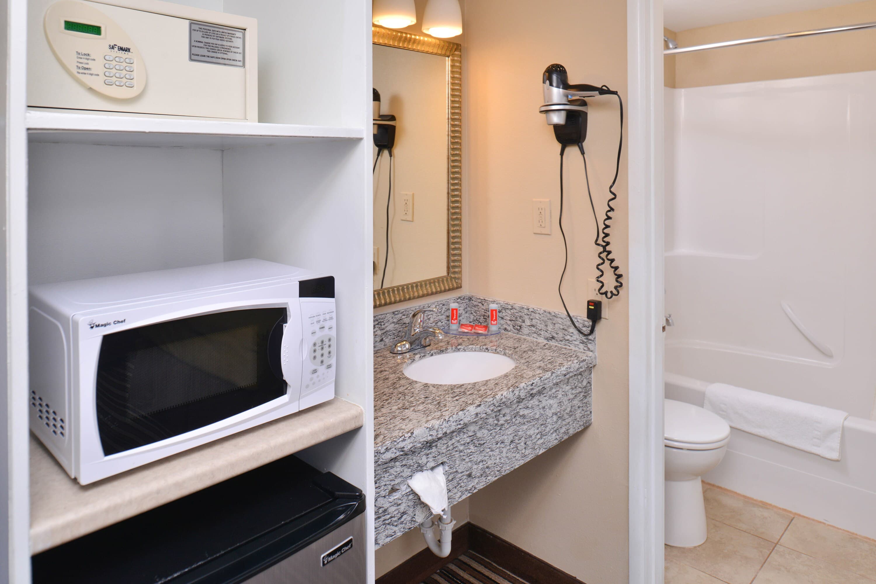 Econo Lodge Kennewick Tri-Cities - Image 5